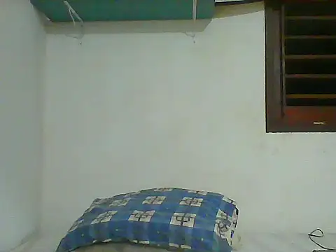 Snapshot of couplemilk chatting on 01.27.25 couplemilk online show from 01.27.25