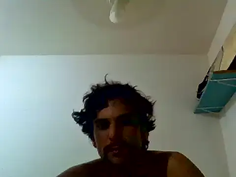 Snapshot of couplemilk chatting on 02.10.25 couplemilk online show from 02.10.25