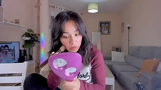 Snapshot of Adriennesexxx chatting on 10.18.25 Adriennesexxx online show from 10.18.25