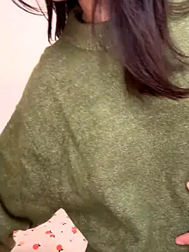 Snapshot of Adriennesexxx chatting on 12.04.25 Adriennesexxx online show from 12.04.25