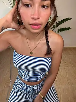 Adriennesexxx online show from 07.13.26