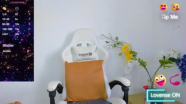 Snapshot of Linda_Crawford chatting on 03.19.25 Linda Crawford online show from 03.19.25