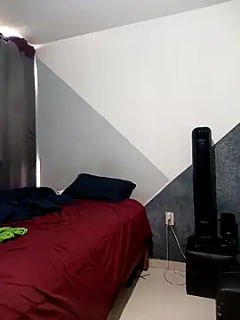 Snapshot of Cuessy chatting on 10.25.25 Cuessy online show from 10.25.25