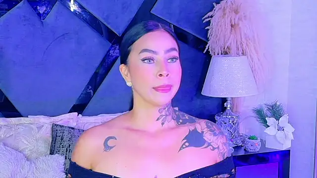 GiahDaniels online show from 07.21.26