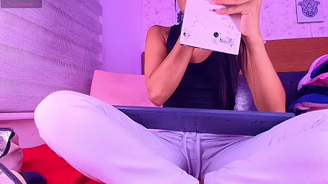 nata luna online show from 01.30.25