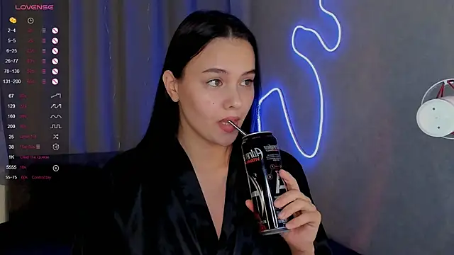 Snapshot of _Sweetie_ chatting on 02.08.25 Sweetie online show from 02.08.25