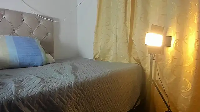 Vahiolet smith online show from 09.11.25