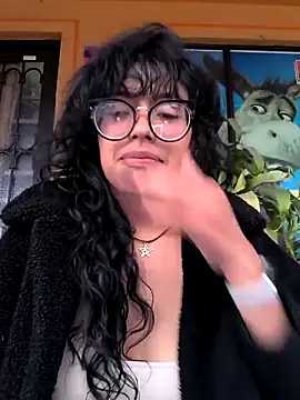 Snapshot of Fun_Everywhere chatting on 02.13.25 Fun Everywhere online show from 02.13.25