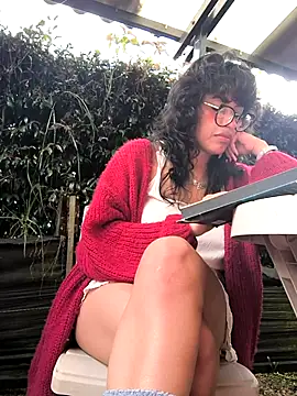 Snapshot of Fun_Everywhere chatting on 09.10.25 Fun Everywhere online show from 09.10.25