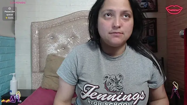 KataleyaStiward online show from 11.08.25