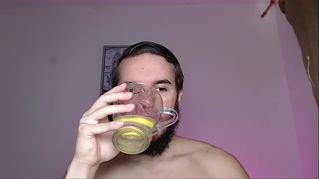 Snapshot of defuego_ chatting on 03.16.25 defuego online show from 03.16.25