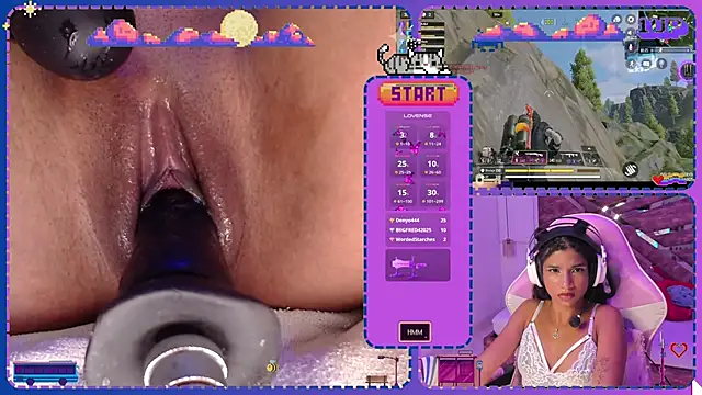 Snapshot of SofiRey_ chatting on 03.14.25 SofiRey online show from 03.14.25