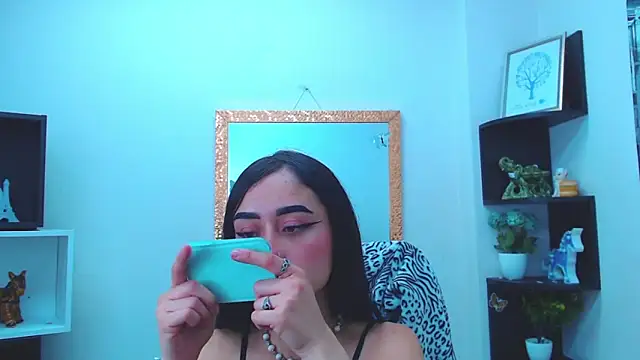 Snapshot of AnnySweett_ chatting on 03.03.25 AnnySweett  online show from 03.03.25