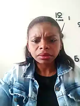 Snapshot of Lizeth_rey1 chatting on 02.02.25 Lizeth rey1 online show from 02.02.25