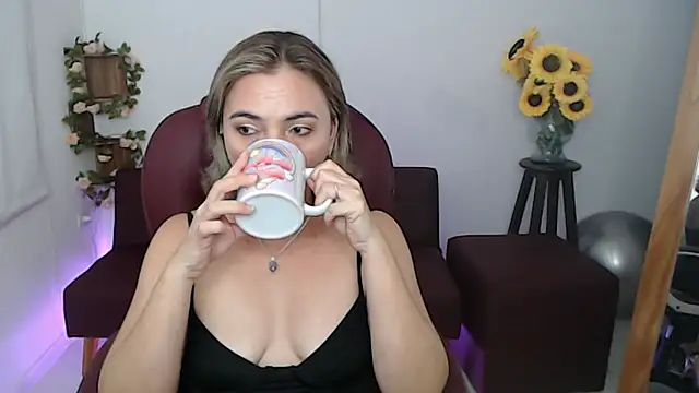 Ghada milf online show from 05.17.26