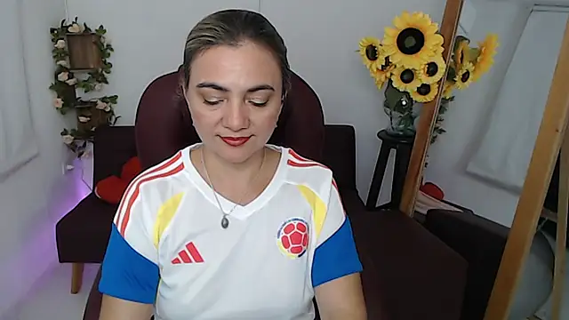 Ghada milf online show from 06.17.26