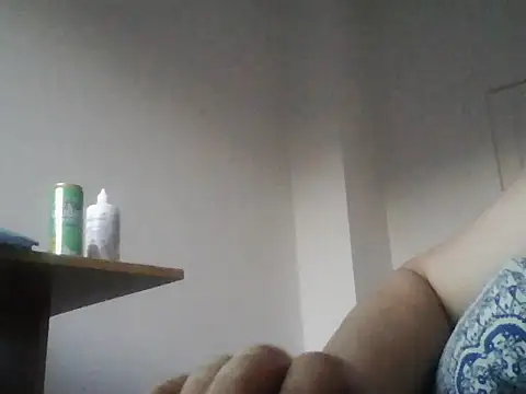 Snapshot of lickthehottie chatting on 07.20.26 lickthehottie online show from 07.20.26