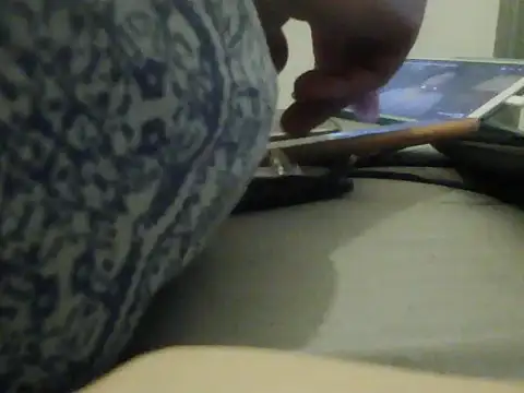 Snapshot of lickthehottie chatting on 08.07.26 lickthehottie online show from 08.07.26