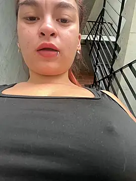 MiaLujan  online show from 02.09.25