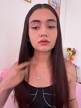 Snapshot of HallieLemon1 chatting on 01.31.26 HallieLemon1 online show from 01.31.26