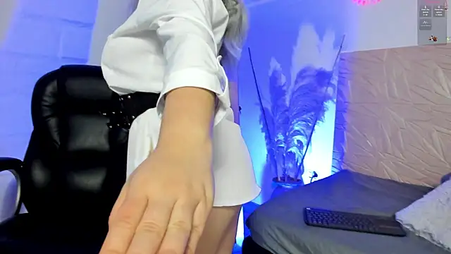 Scarlett 1007 online show from 01.25.25