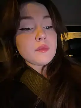 Peachy Dream online show from 11.18.25