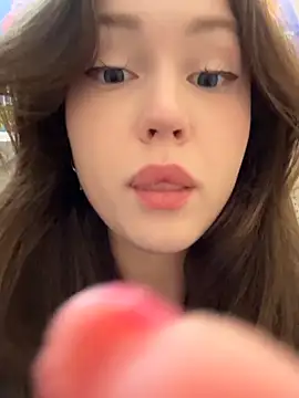 Peachy Dream online show from 06.19.26