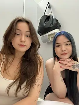 Peachy Dream online show from 07.04.26