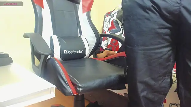 Snapshot of Queen_Sport chatting on 02.20.25 Queen Sport online show from 02.20.25