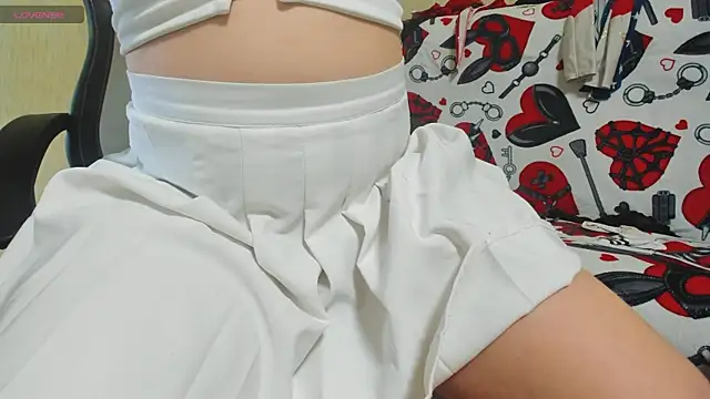 Snapshot of Queen_Sport chatting on 03.10.25 Queen Sport online show from 03.10.25