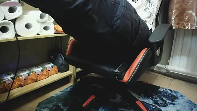 Snapshot of Queen_Sport chatting on 09.11.25 Queen Sport online show from 09.11.25