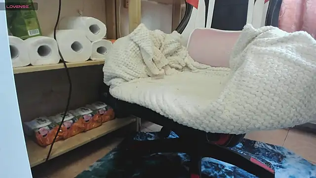 Snapshot of Queen_Sport chatting on 09.21.25 Queen Sport online show from 09.21.25