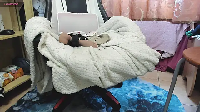 Snapshot of Queen_Sport chatting on 11.01.25 Queen Sport online show from 11.01.25