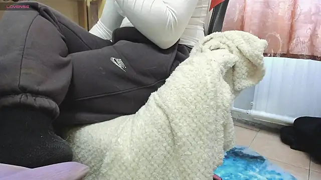 Snapshot of Queen_Sport chatting on 11.16.25 Queen Sport online show from 11.16.25