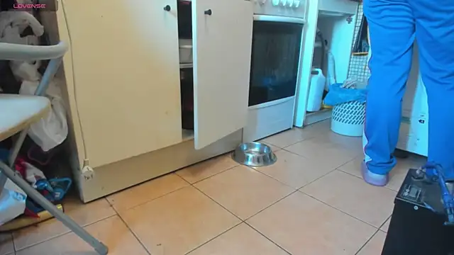 Snapshot of Queen_Sport chatting on 07.27.26 Queen Sport online show from 07.27.26