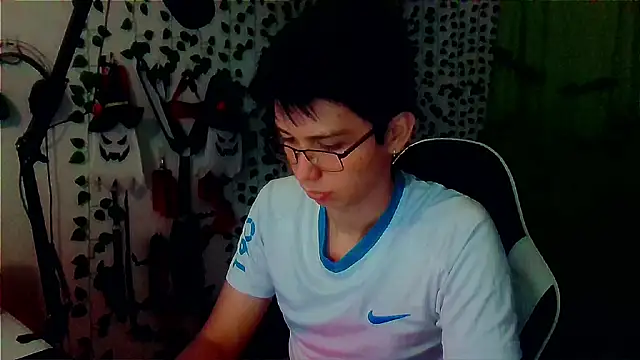 Andy gray online show from 11.17.25