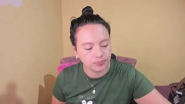 lauraguzman online show from 06.26.26