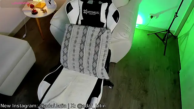 dafboy1 online show from 08.03.26