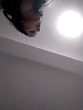 Snapshot of AdelinaJude chatting on 01.10.26 AdelinaJude online show from 01.10.26