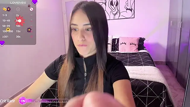 Snapshot of Tinylottie chatting on 02.12.25 Tinylottie online show from 02.12.25