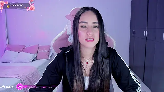 Snapshot of Tinylottie chatting on 11.20.25 Tinylottie online show from 11.20.25