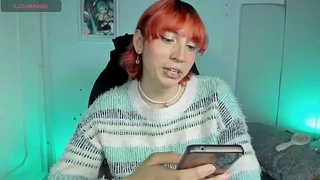 Snapshot of -kisa_ chatting on 01.23.25 -kisa online show from 01.23.25