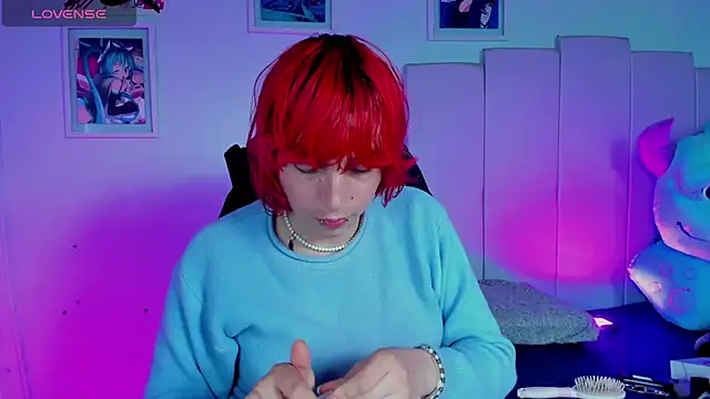 Snapshot of -kisa_ chatting on 02.05.25 -kisa online show from 02.05.25