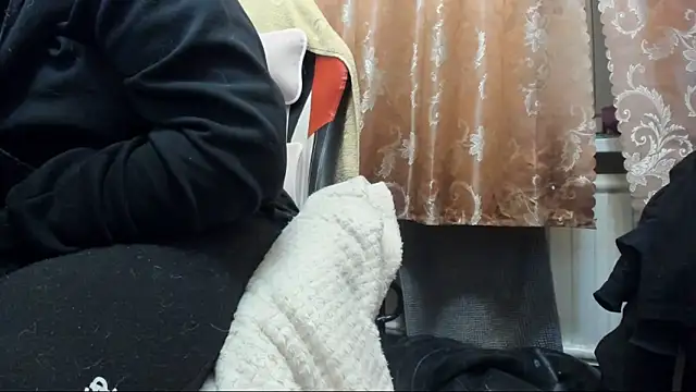 Seductive She Wolf online show from 02.17.26