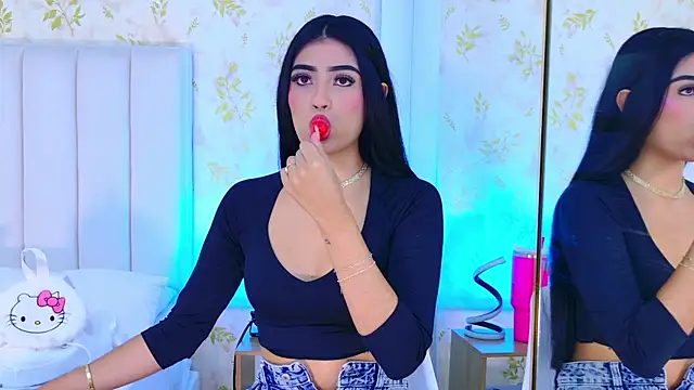 Mia-Monroe online show from 11.06.25