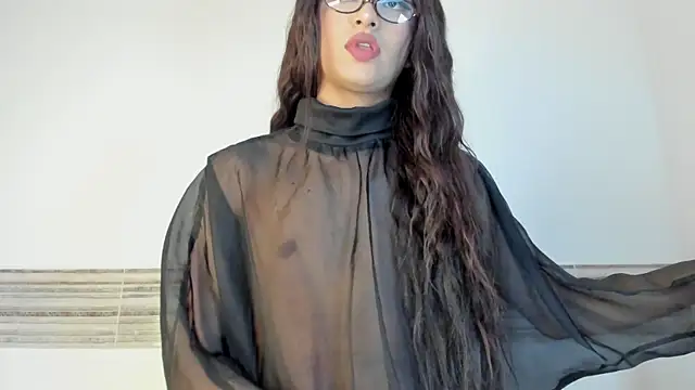 Snapshot of Sophia_Cambpell chatting on 09.23.25 Sophia Cambpell online show from 09.23.25