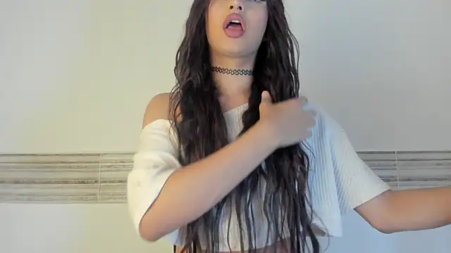 Snapshot of Sophia_Cambpell chatting on 09.25.25 Sophia Cambpell online show from 09.25.25