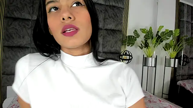 LaurenRodriiguez online show from 03.06.25