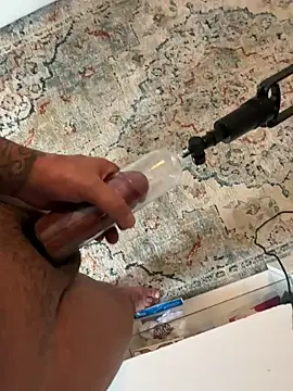 Snapshot of afro1986 chatting on 03.12.25 afro1986 online show from 03.12.25