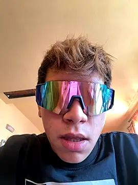 Snapshot of calleaaaa chatting on 11.10.25 calleaaaa online show from 11.10.25